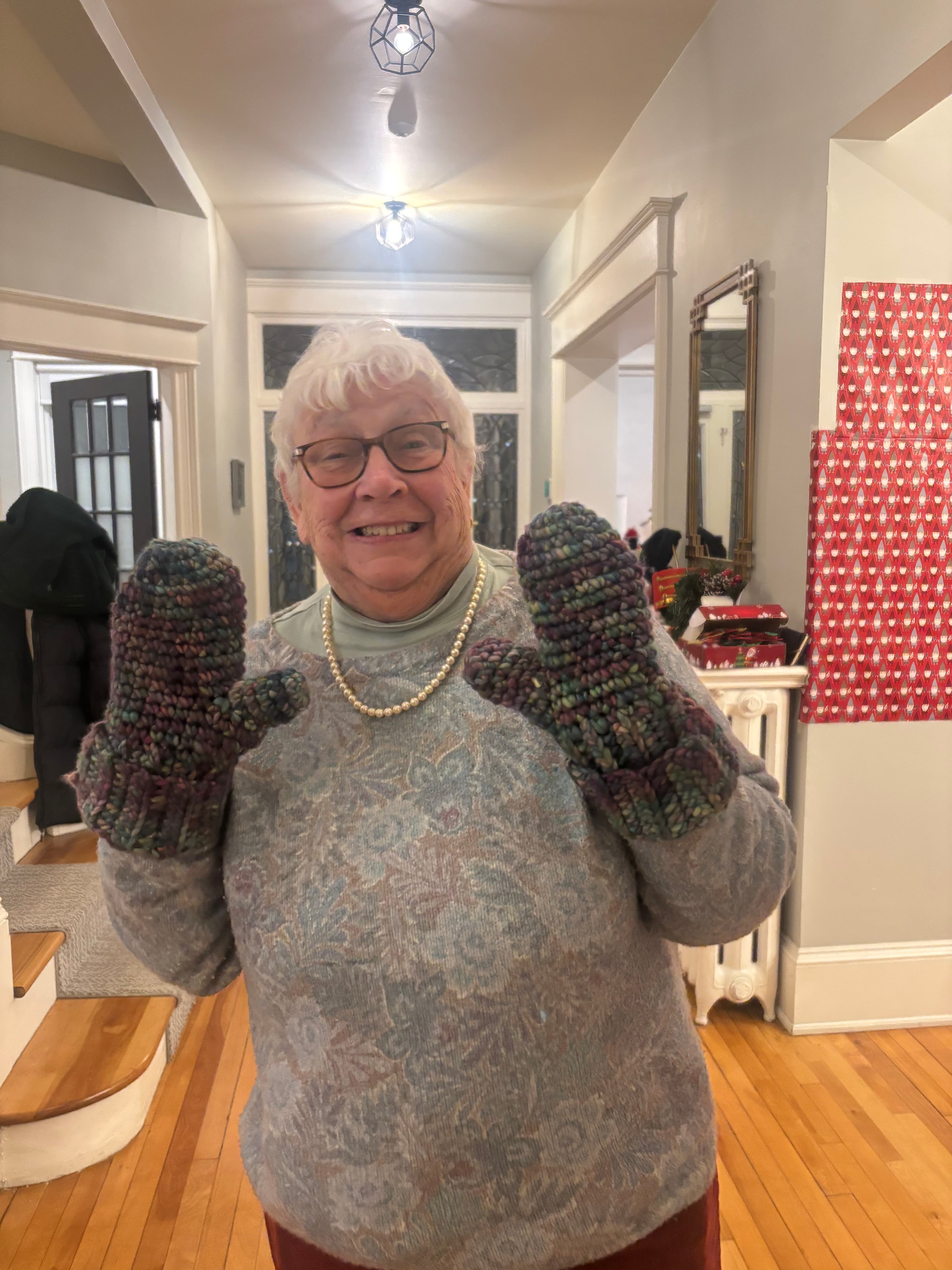 Warm mittens for Nonna