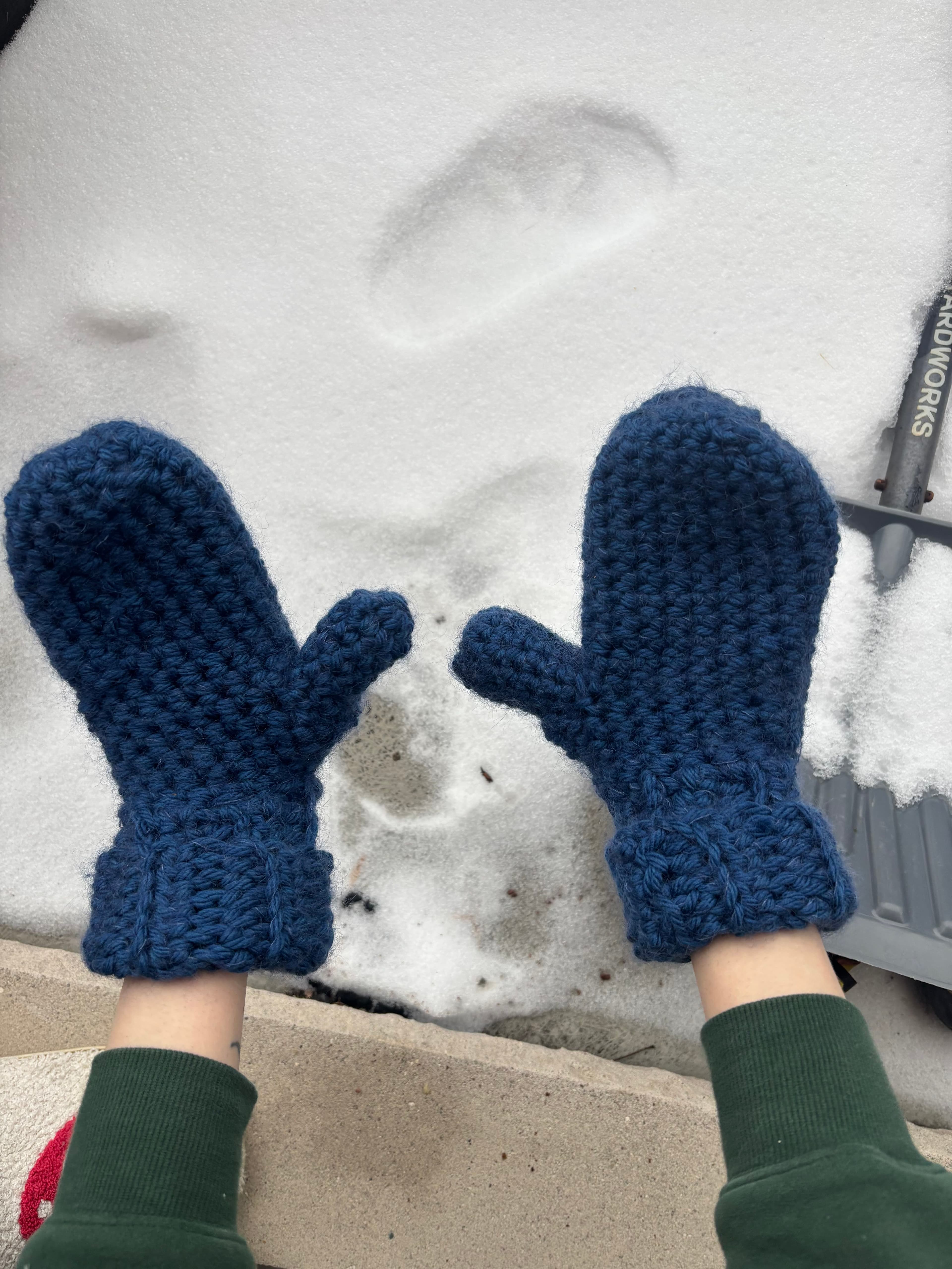 Mittens for Mika